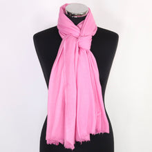Women's wool scarf